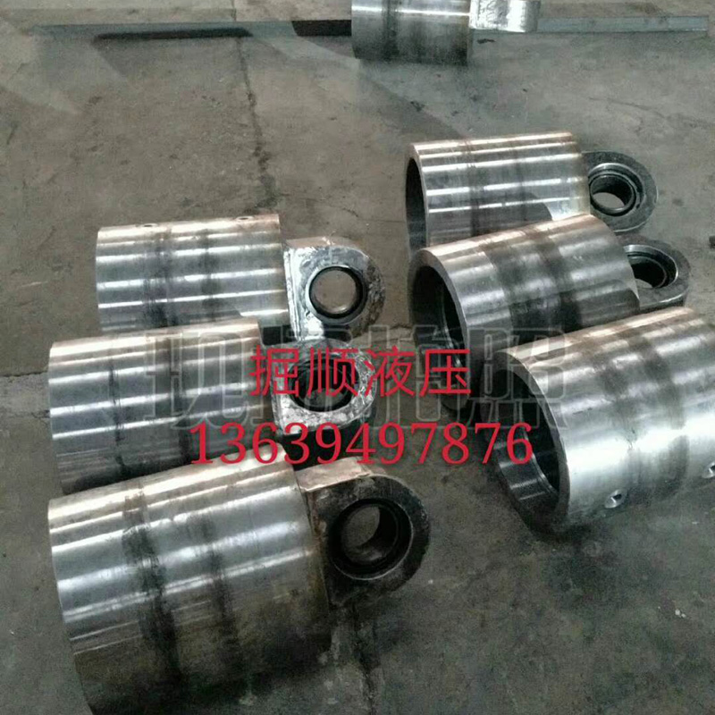 加班加點忙生產(chǎn)液壓泵、千斤頂，都是真材實料好質(zhì)量